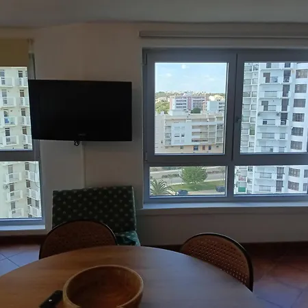 11a Rocha - Casas & Papeis Apartamento Armação de Pêra
