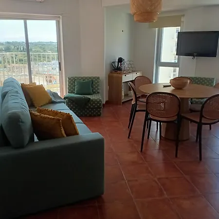 11a Rocha - Casas & Papeis Armação de Pêra